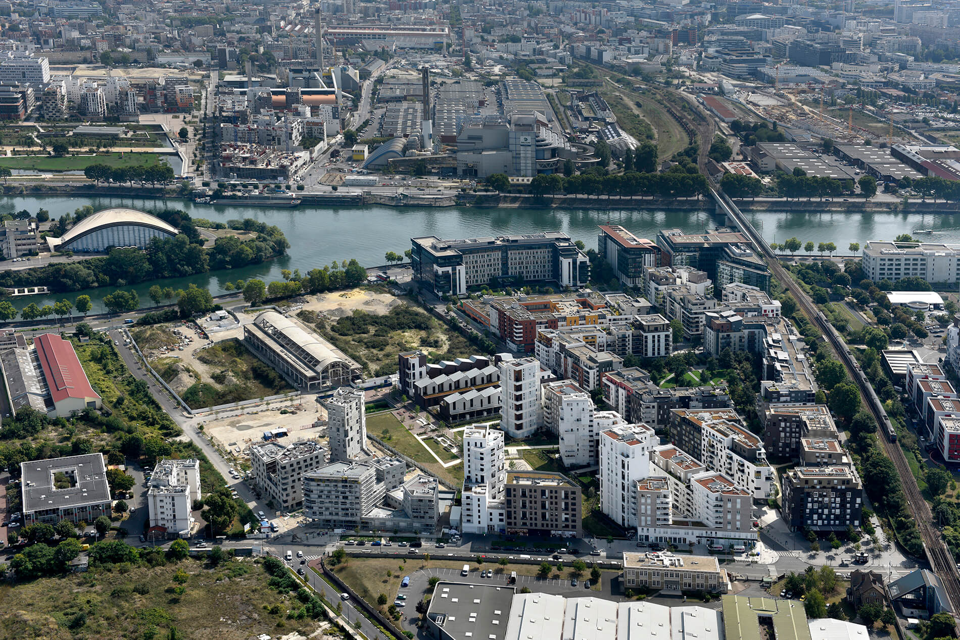 Asnières-sur-Seine (92) - ZAC Bords de Seine : Reconversion d'une